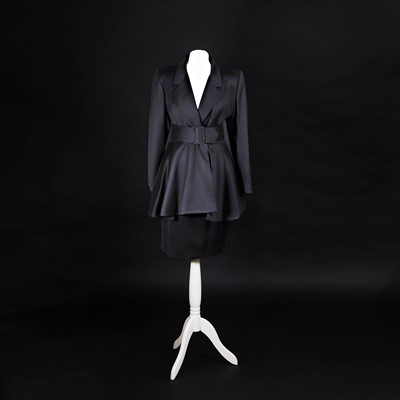 Lot 1355 - An Edina Ronay skirt suit
