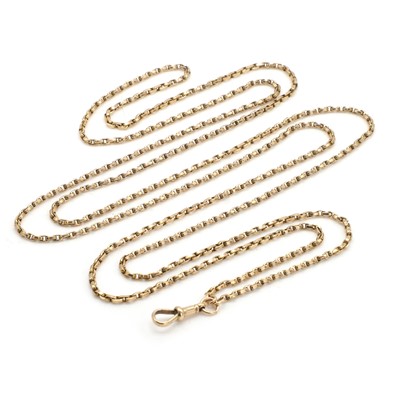 Lot 261 - An antique guard chain