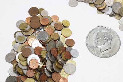 Lot 62 - Coins, World