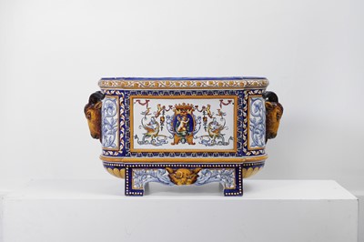 Lot 293 - A large maiolica wine cooler or basin