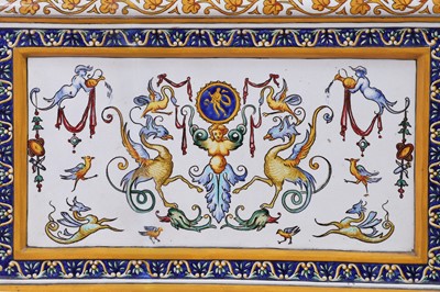 Lot 293 - A large maiolica wine cooler or basin