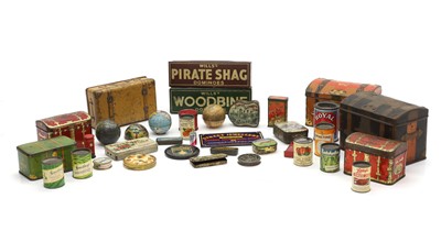 Lot 307 - A collection of tin miniatures