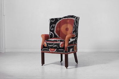 Lot 455 - A George III mahogany barrel-back armchair