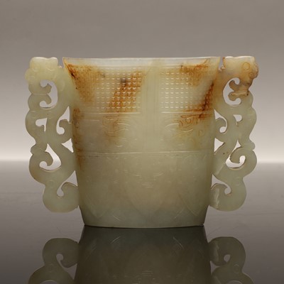 Lot 102 - A Chinese jade vase