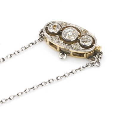 Lot 54 - An early 20th century diamond set chain necklace