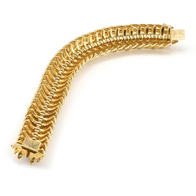 Lot 70 - An 18ct gold diamond bracelet, c.1960