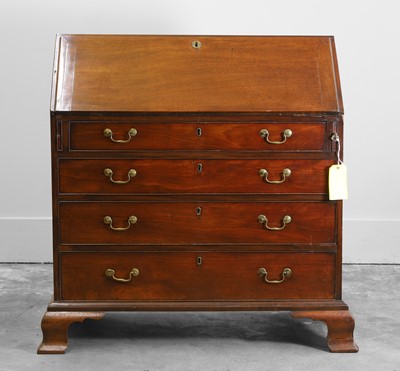 Lot 533 - A George III mahogany bureau