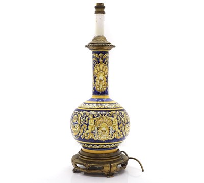 Lot 101 - An Italian maiolica style bottle vase