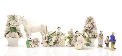 Lot 113 - A collection of Continental ceramics