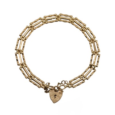 Lot 1104 - A 9ct gold gate bracelet