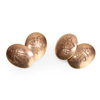 Lot 1275 - A pair of 9ct gold chain link cufflinks