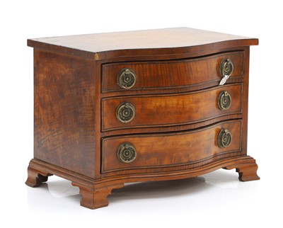 Lot 307 - A George III style miniature fiddle back mahogany apprentice chest of drawers