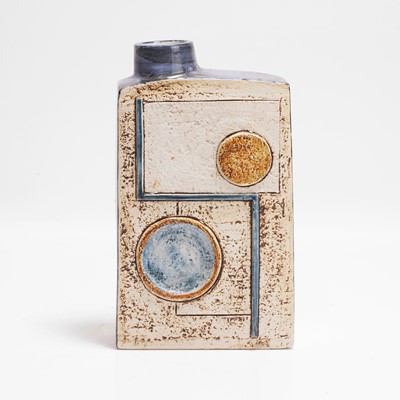 Lot 324 - Avril Bennett for Troika Pottery