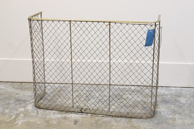 Lot 518 - A brass and wirework fire guard