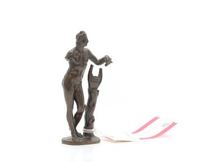 Lot 252 - A Grand Tour bronze figure