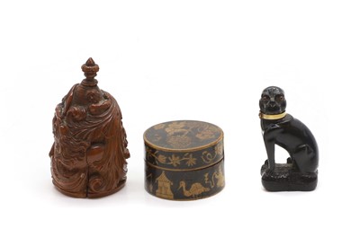 Lot 303 - A group of treen