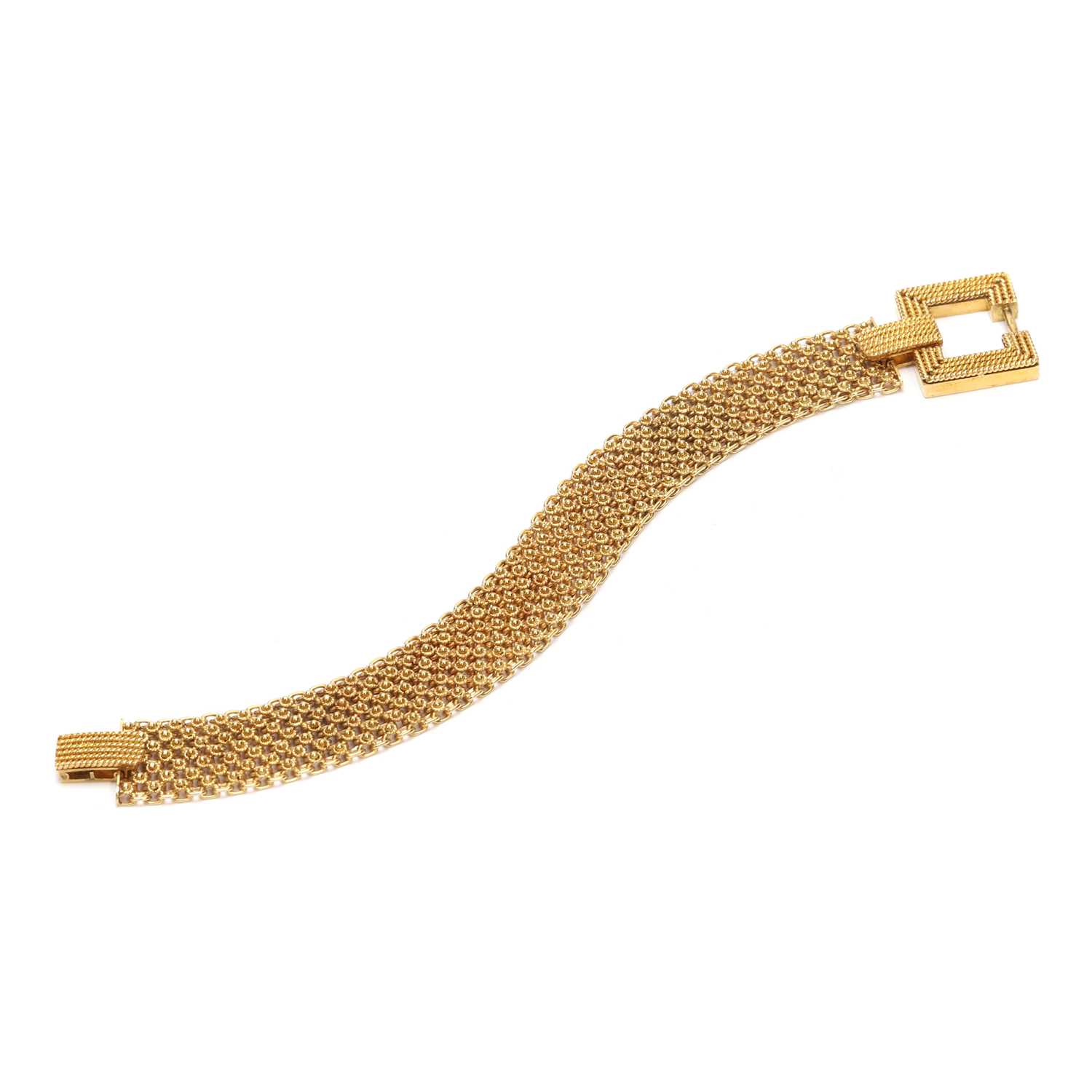 Lot 1071 - An 18ct gold mesh link bracelet