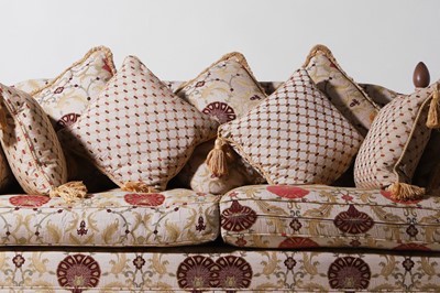 Lot 301 - A two-seater Knole sofa