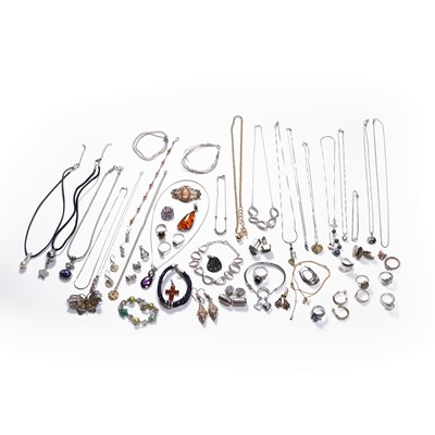 Lot 1244 - A group of silver and silver gilt jewellery