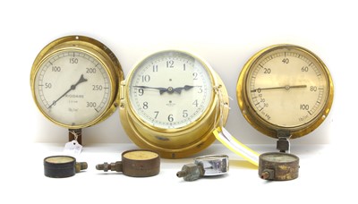 Lot 250 - A brass cased ships clock