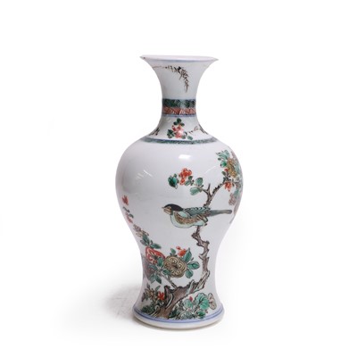 Lot 39 - A Chinese famille verte vase