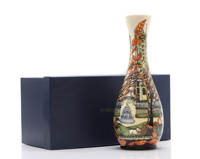 Lot 186 - A Moorcroft vase by Paul Hilditch