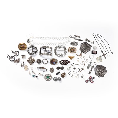 Lot 1231 - A collection of antique and later jewellery