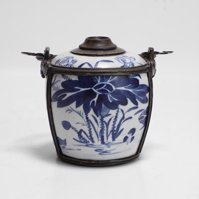 Lot 34 - A Vietnamese 'bat dieu' water smoking pipe