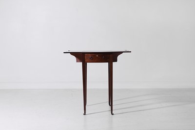 Lot 300 - A George III mahogany Pembroke table of small proportions