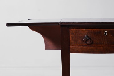 Lot 300 - A George III mahogany Pembroke table of small proportions