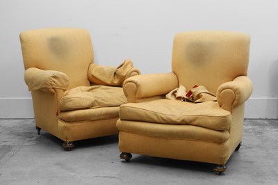 Lot 508 - A pair of traditional armchairs