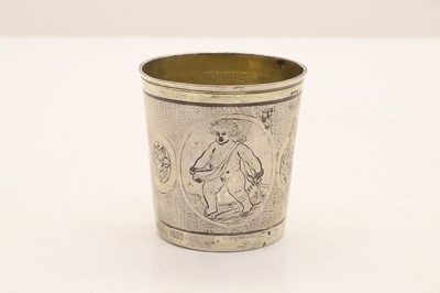Lot 16 - A silver beaker