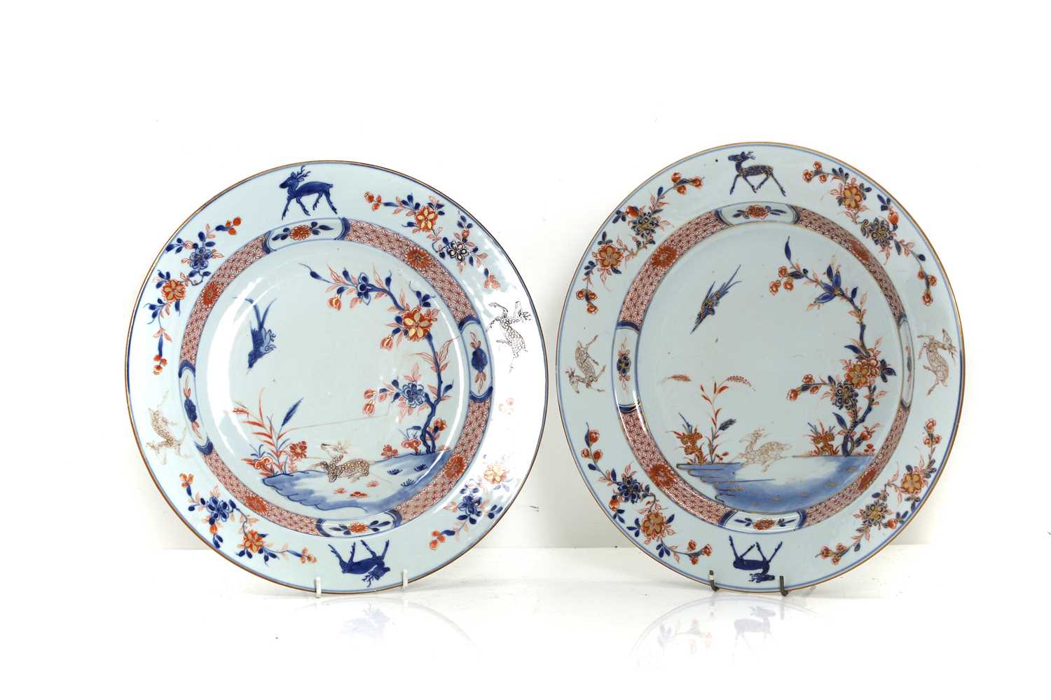 Lot 90 - A pair of Chinese Imari porcelain dishes