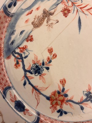 Lot 52 - A pair of Chinese Imari porcelain dishes