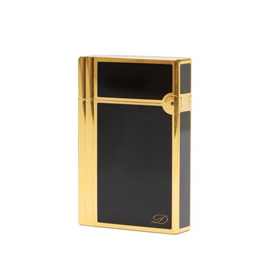 Lot 1328 - A gold plated lacquer lighter, by S.J. Dupont