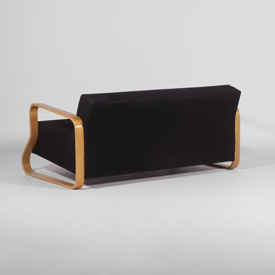 Lot 121 - Alvar Aalto (Finnish, 1898-1976)