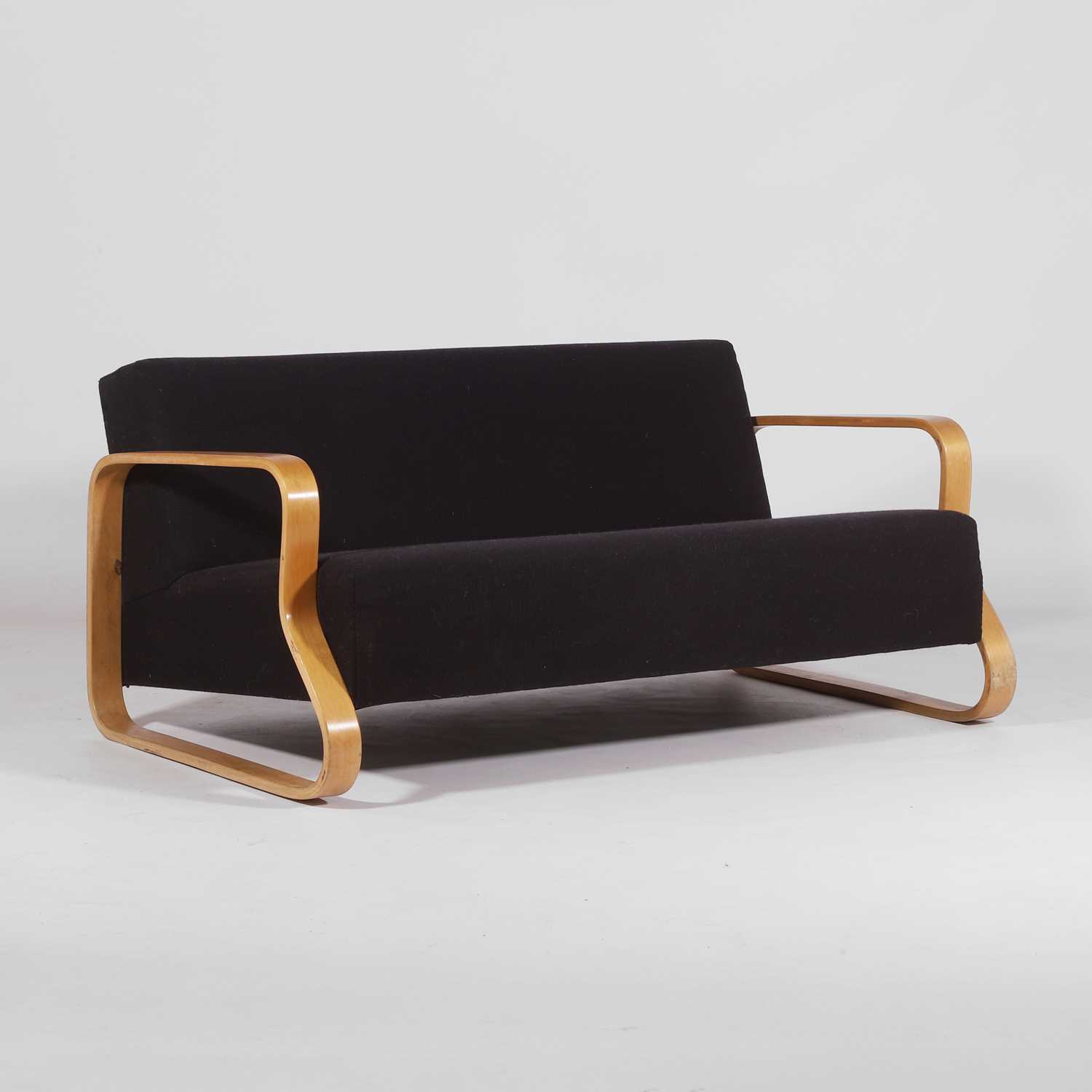 Lot 121 - Alvar Aalto (Finnish, 1898-1976)