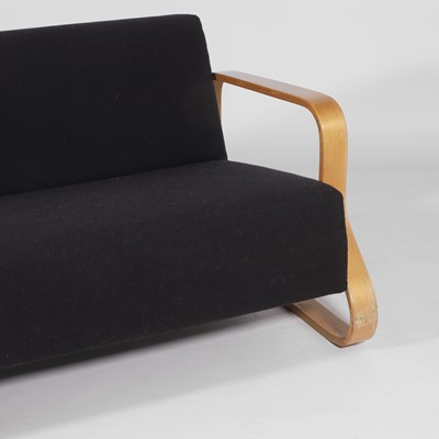 Lot 121 - Alvar Aalto (Finnish, 1898-1976)