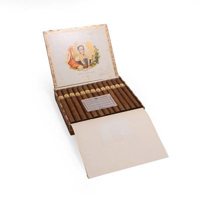 Lot 120 - Bolivar - Gigantes - 25 cigars