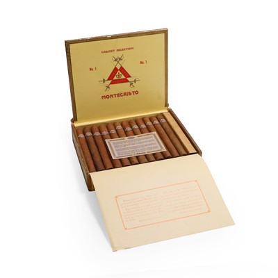 Lot 123 - Montecristo - No. 1 - 24 cigars