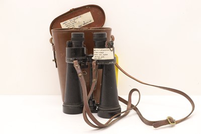Lot 376 - A pair of Barr & Stroud British army binoculars