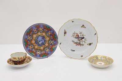 Lot 103 - A Meissen cabinet plate