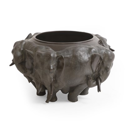 Lot 61 - A bronze jardinière by Genryusai Seiya