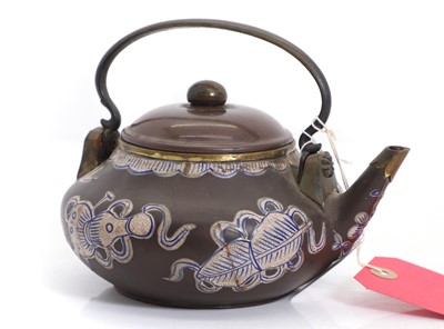 Lot 55 - A Chinese Yixing teapot for the Thai market