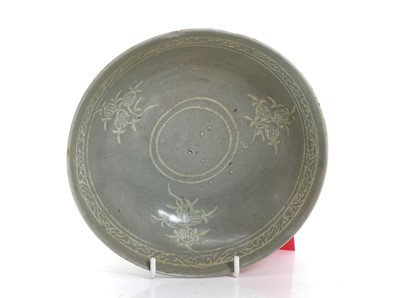 Lot 56 - A Korean celadon dish