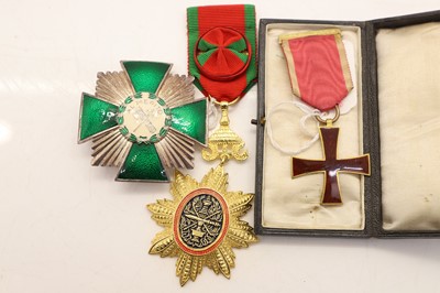 Lot 394 - A collection of medals comprising