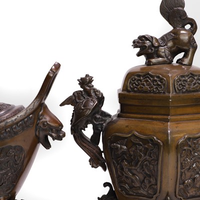 Lot 59 - A bronze garniture