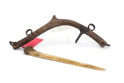 Lot 308 - An antler carved for reigns