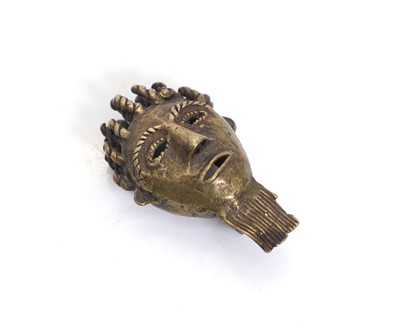 Lot 305 - An Ashanti weight in the form of a head