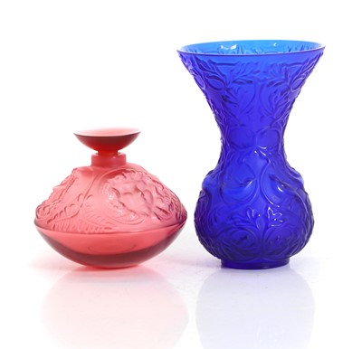 Lot 154 - A Lalique 'Psyche' glass scent bottle